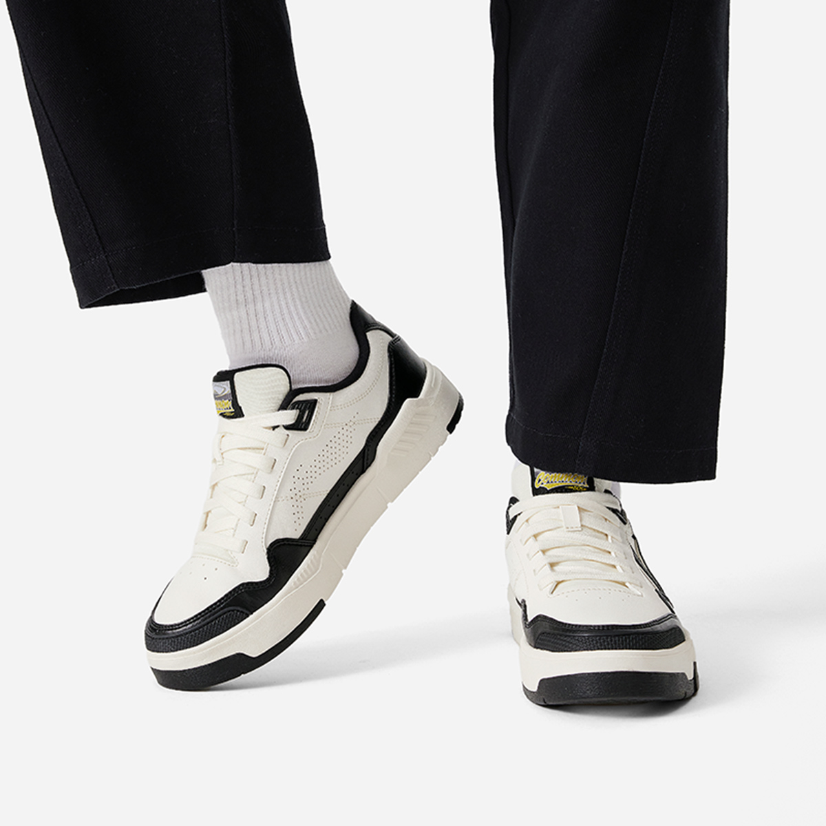 李宁系带男子COMMON80s休闲鞋