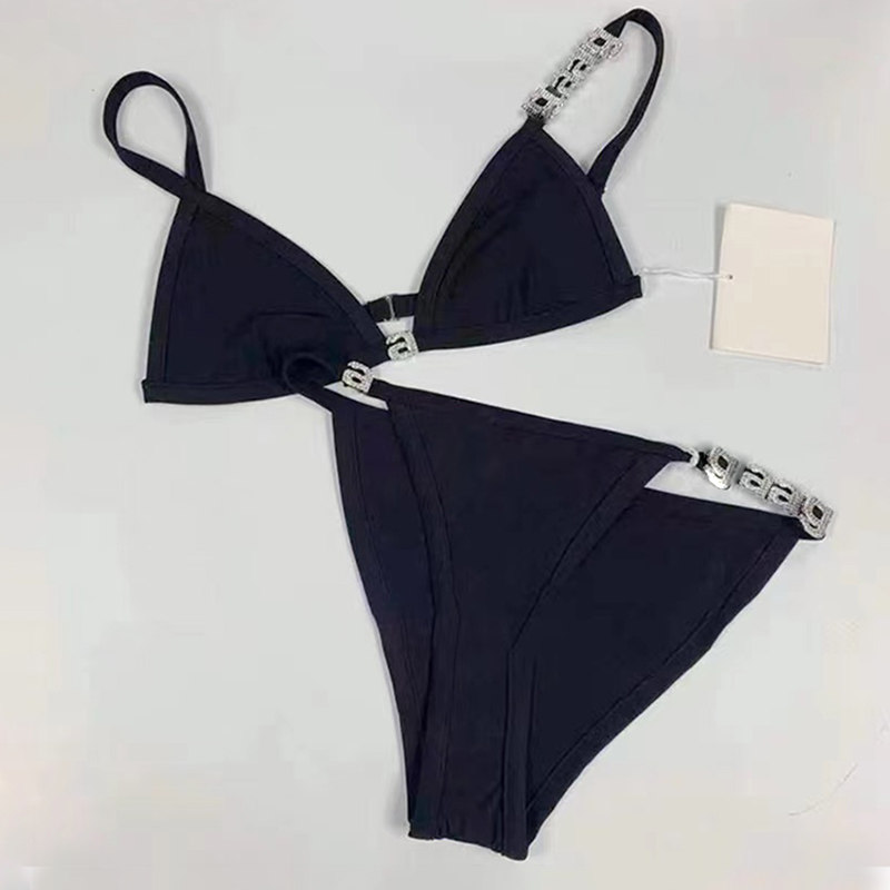 2025春季新款时尚气质性感三角杯聚拢文胸抹胸内衣内裤套装女洋气