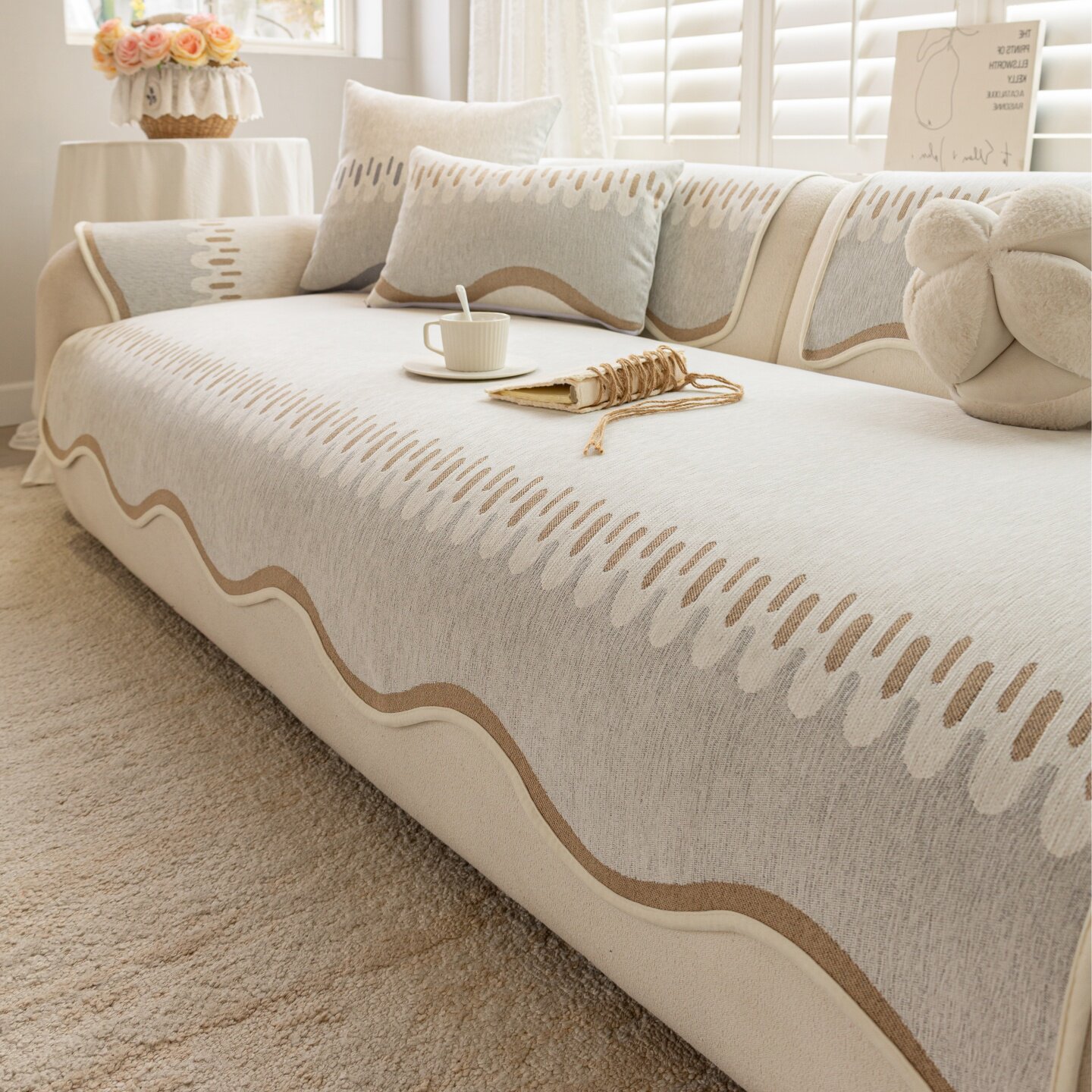 特价新款轻奢高级感皮沙发垫四季通用防滑直排坐垫子沙发套罩盖布