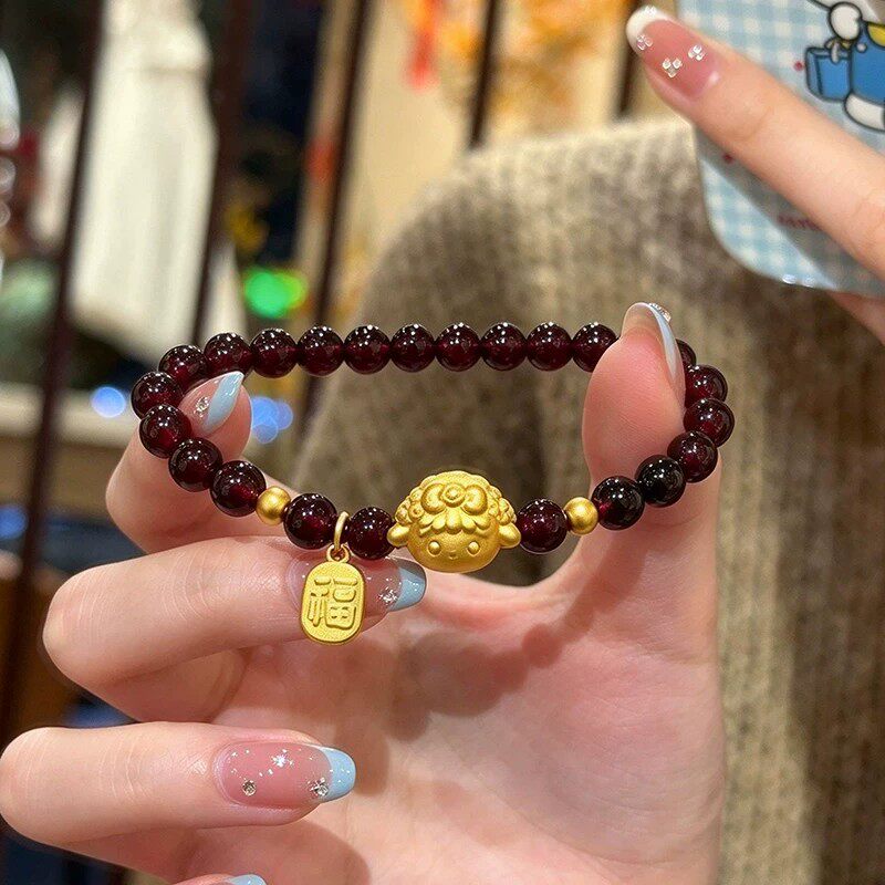 黄金美羊羊福牌手链女足金999转运珠石榴石手串情人节生日礼物