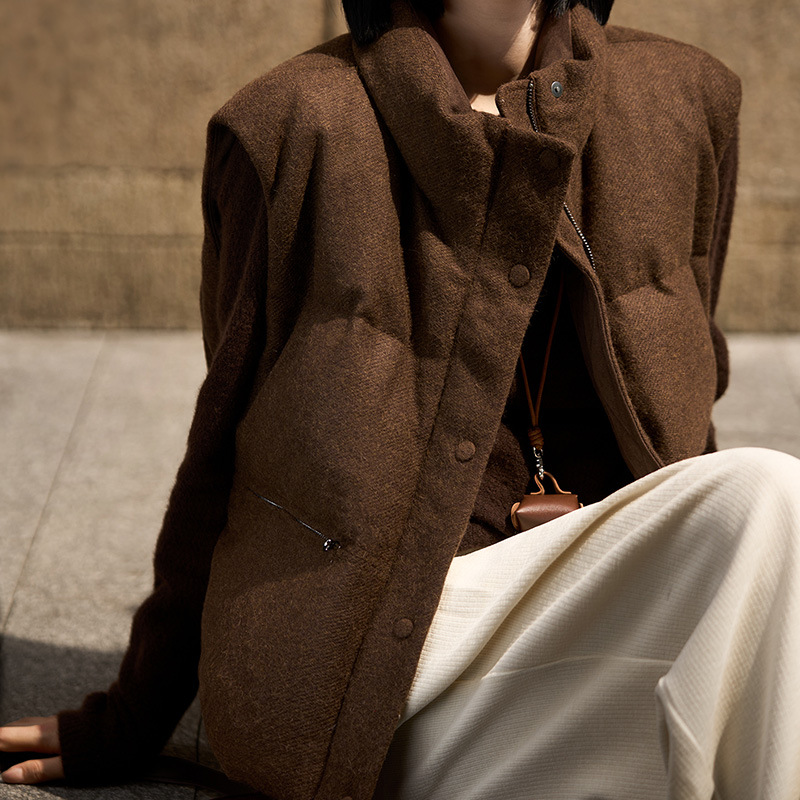 25秋冬巧克力欧包鹅绒马夹羽绒服