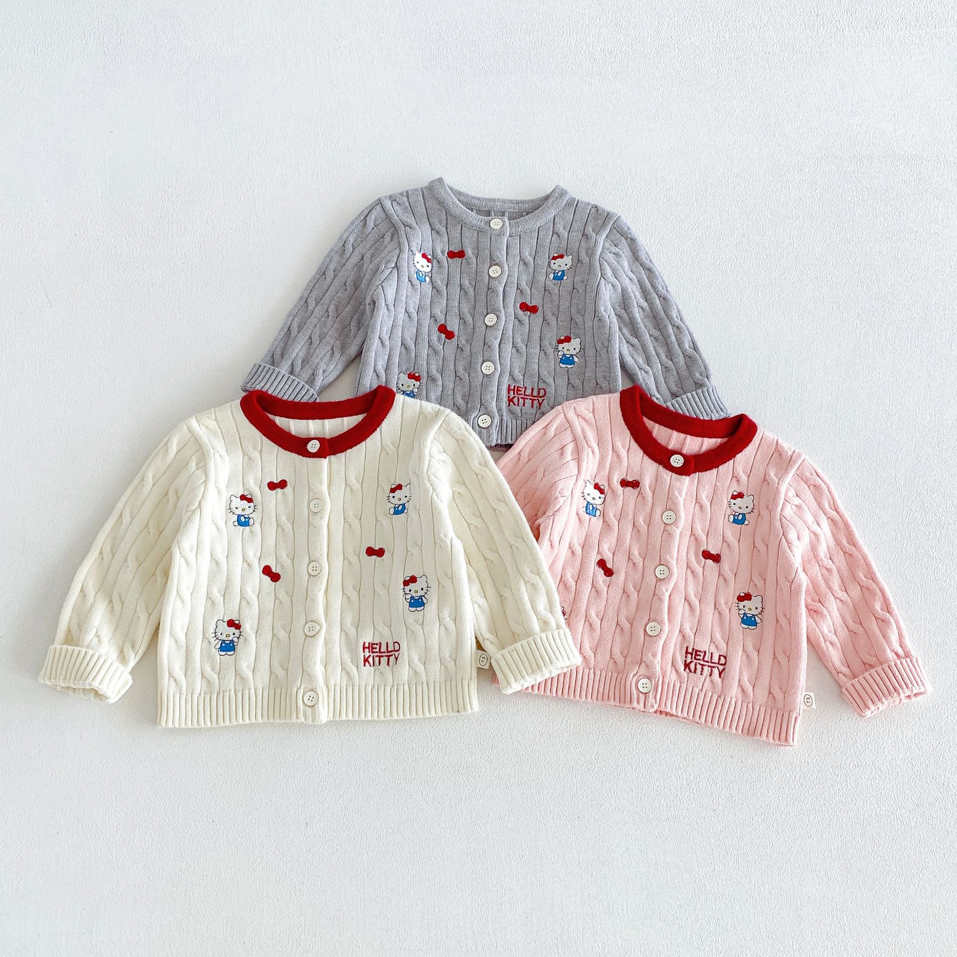宝宝毛衣女童hellokitty衣服秋冬季刺绣婴儿猫咪图案开衫针织上衣