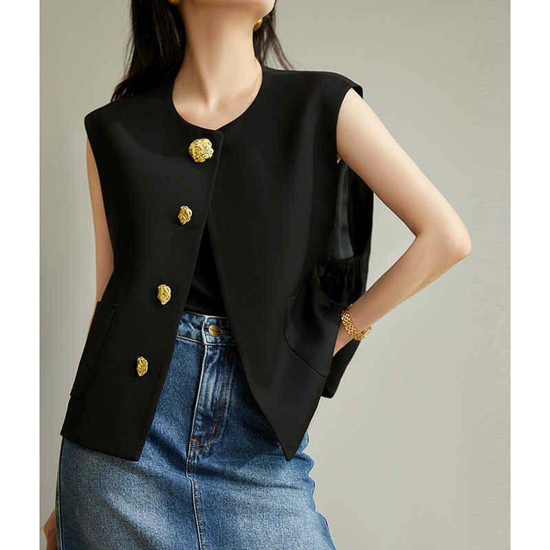 今年流行特惠设计感暗扣圆领无袖马甲外套女早春新款2025年别致,女装/女士精品,马夹,淘宝优惠券,粉丝福利购,淘宝优惠卷