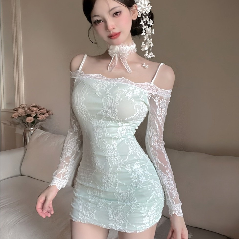 一字肩蕾丝拼接吊带连衣裙女性感