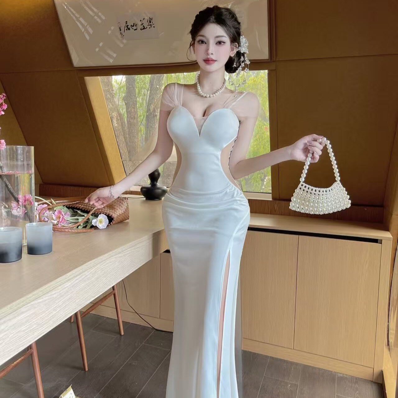 性感吊带连衣裙镂空高开叉礼服裙