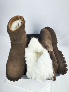 精品羊毛皮毛一体防砸防绝缘刺穿工作鞋劳保鞋冬季批发