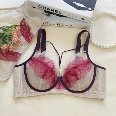 正品超薄蕾丝交叉带内衣性感纯欲美胸女聚拢透气大胸显小文胸套装