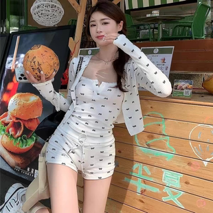 分体三件套长袖 爆款 保守遮肚显瘦高级感泡温泉 2025年新款 泳衣女款