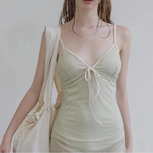 连体泳装 清新纯欲格子裙式 性感显瘦温泉度假泳衣女 韩国新款 特价