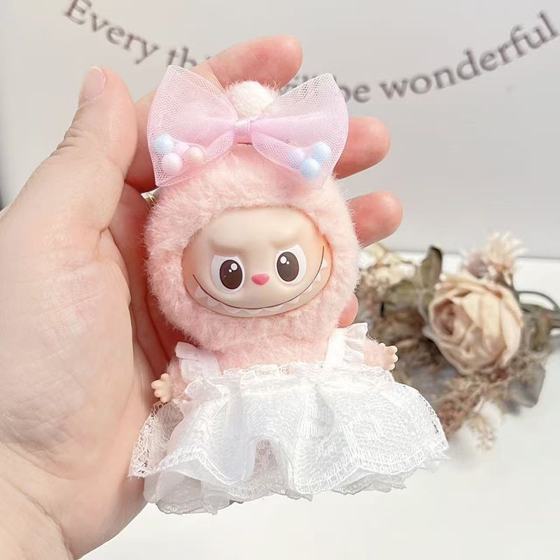 4代迷你Labubu挂件衣服简约婚纱套装心底密码拉布布娃衣可爱