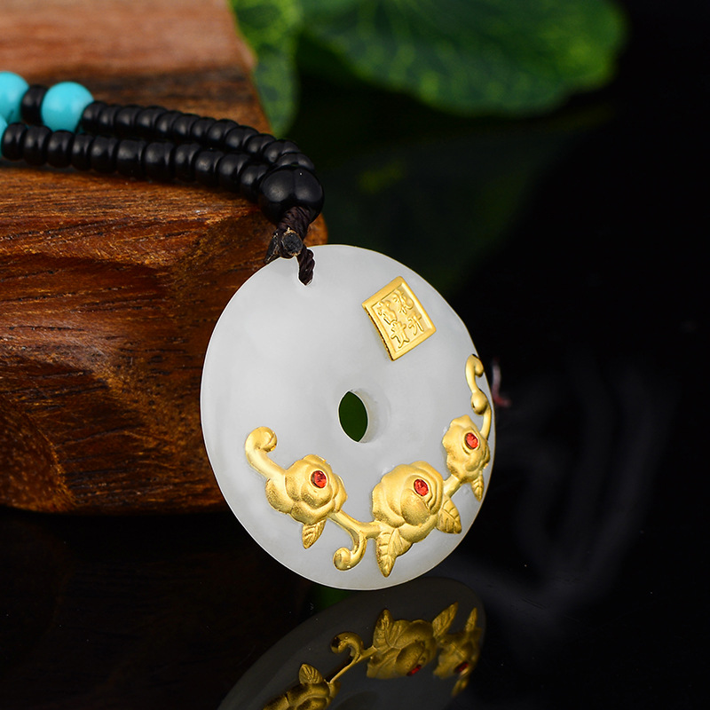 镶嵌花开富贵带证书新疆和田玉