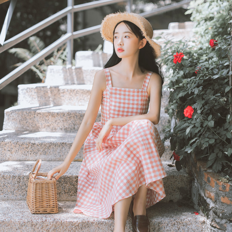 小清新无袖格子连衣裙女装夏季新款高腰显瘦森系粉色文艺背心裙潮