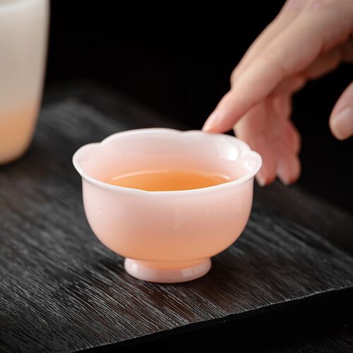 少女粉色冰种璞玉主人杯女性高颜值品茗杯高档润透单人专用茶杯