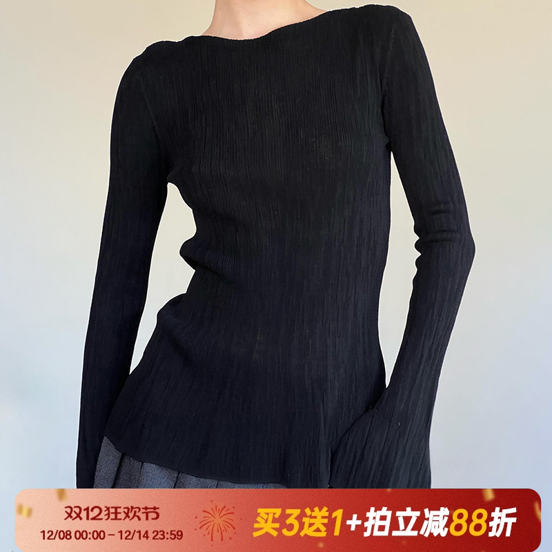 极简主义基础圆领压褶毛针织衫