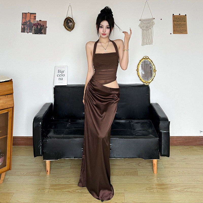 Amyway【法式宴会】性感褶皱挂脖吊带辣妹低腰显瘦包臀长裙套装,女装/女士精品,时尚套装,淘宝优惠券,粉丝福利购,淘宝优惠卷