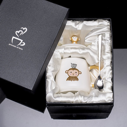 创意卡通猴马克杯带盖勺可爱陶瓷杯子家用牛奶情侣水杯韩式早餐杯