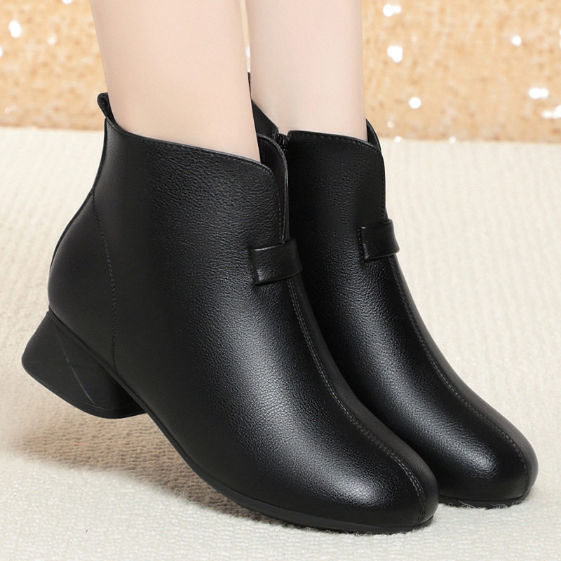 英伦风妈妈鞋秋冬款短靴2023新款粗跟加绒皮鞋女软底短筒靴子中老