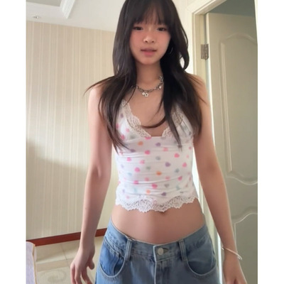 爱心印花蕾丝边吊带背心女