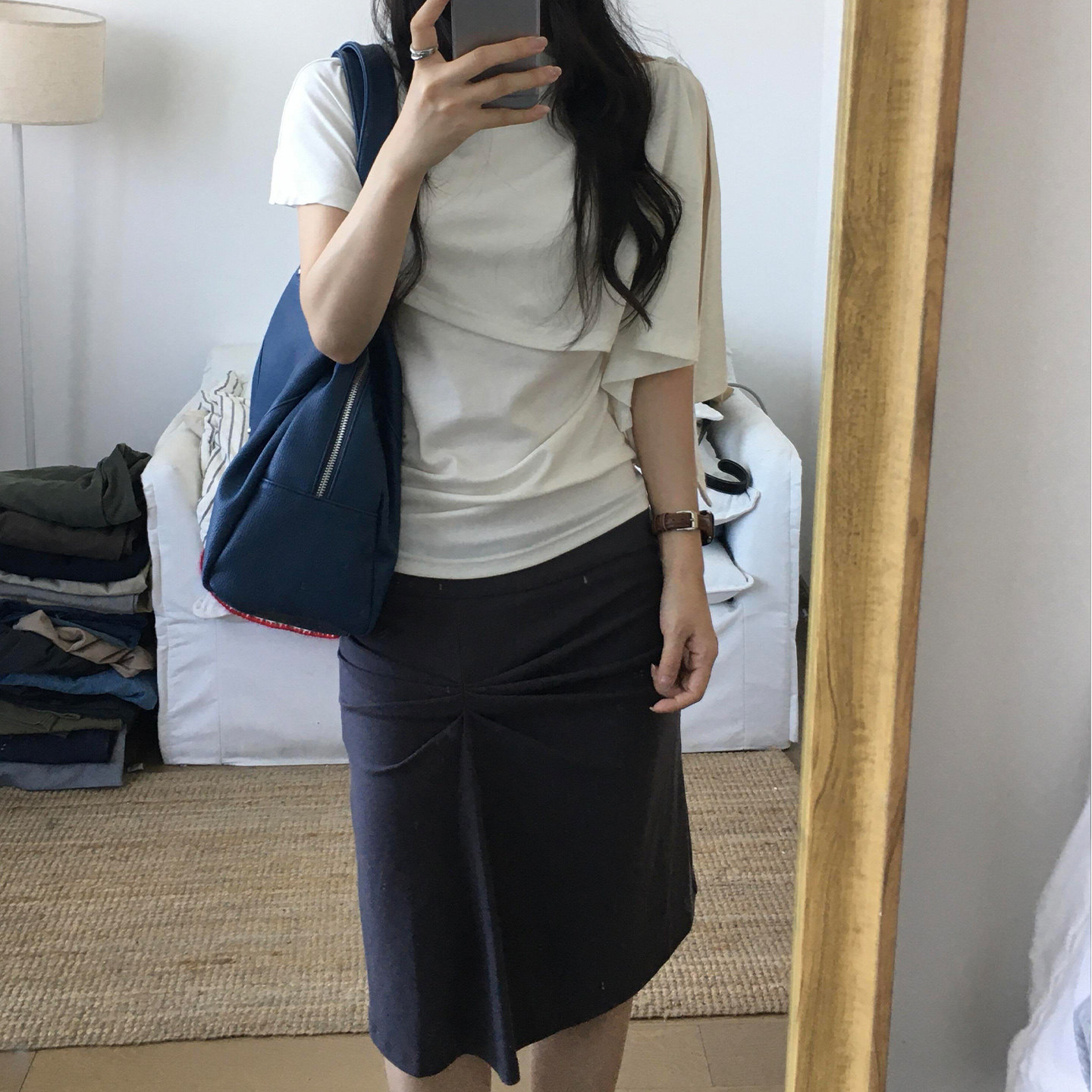韩系复古深灰色褶皱半身裙女设计感修身休闲百搭低腰弹力包臀中裙