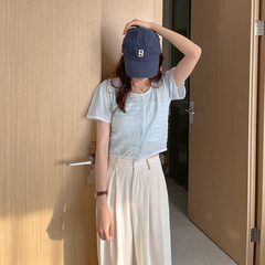 A sense of real price design a new simple and versatile shirt for female students in summer