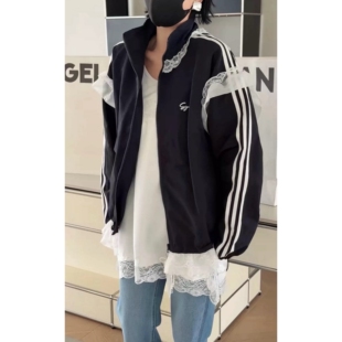 诗歌兰2026春款女装 T1819韩系设计感小众时髦甜美蕾丝边外套