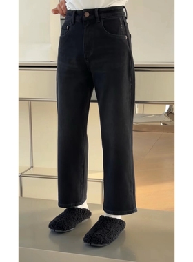诗歌兰新款女装2025冬季新 15083复古简约通勤烟管裤加绒牛仔裤