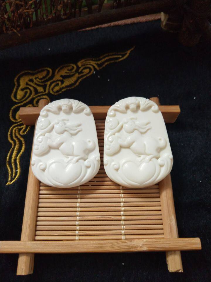 西藏象牙玉,吊坠