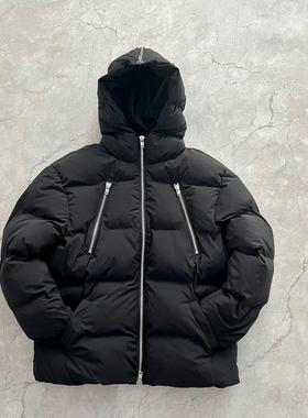 False Perception 大拉链面包羽绒服黑色