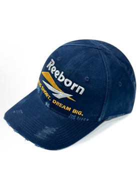 False perception 做脏破坏刺绣 棉 鸭舌帽 男女同款情侣款