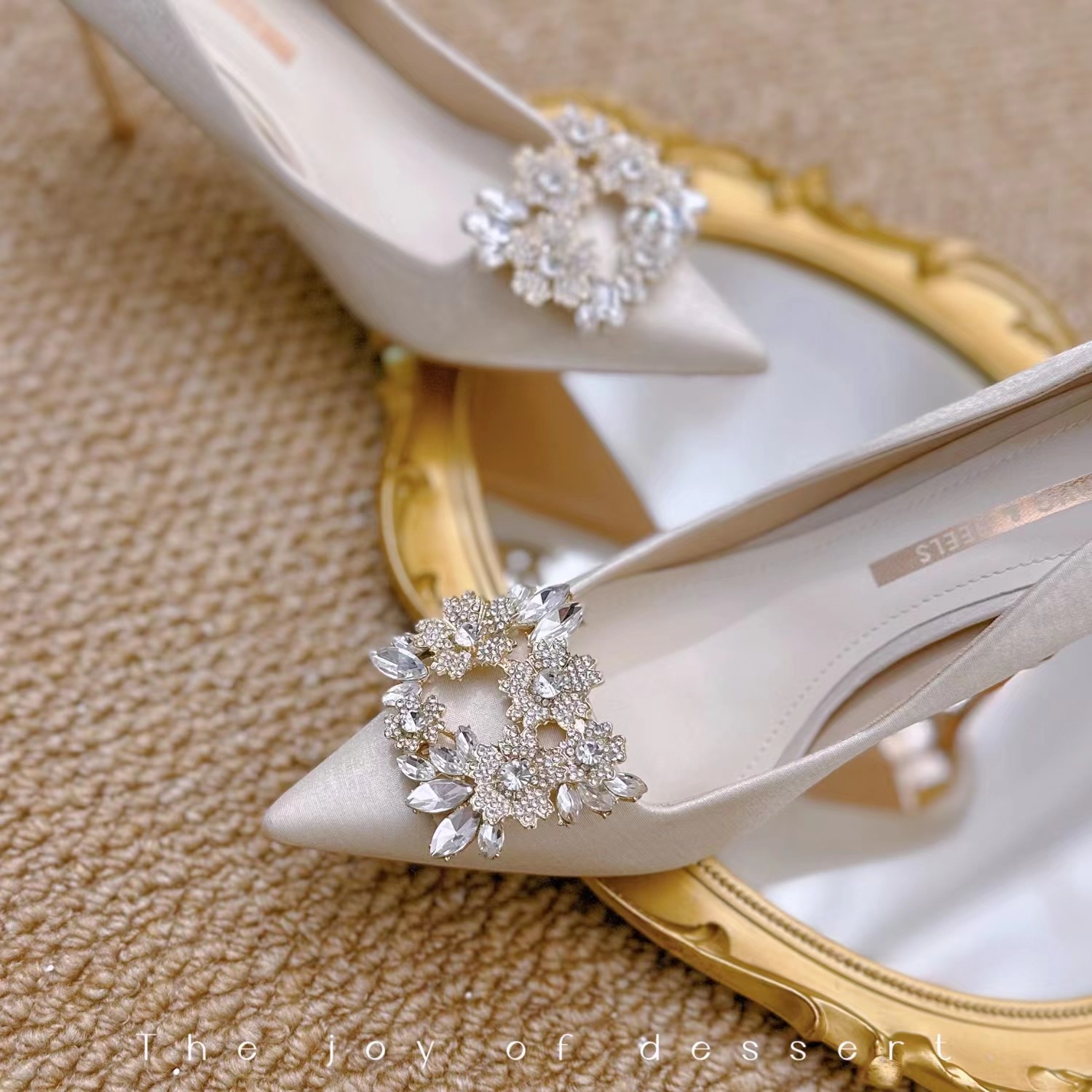 主婚纱单鞋伴娘高级感新娘鞋绸缎