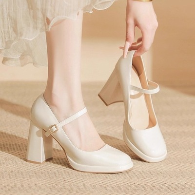 不累脚主婚纱婚鞋小个子增高神器粗跟厚底防水台高跟鞋演出宴会鞋
