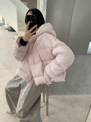 粉色95白鸭绒短款2025新款泡芙面包立领拉链百搭宽松加厚羽绒服女
