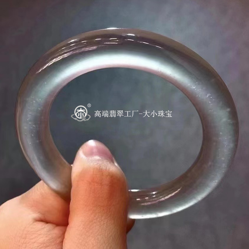 大小珠宝玻璃种冰白起荧光天然翡翠手镯圆条56老坑冰透翡翠玉镯子