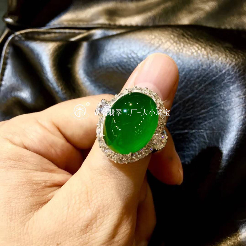 大小珠宝 缅甸老坑高冰帝王绿天然翡翠戒指 拍卖级高端A货翡翠