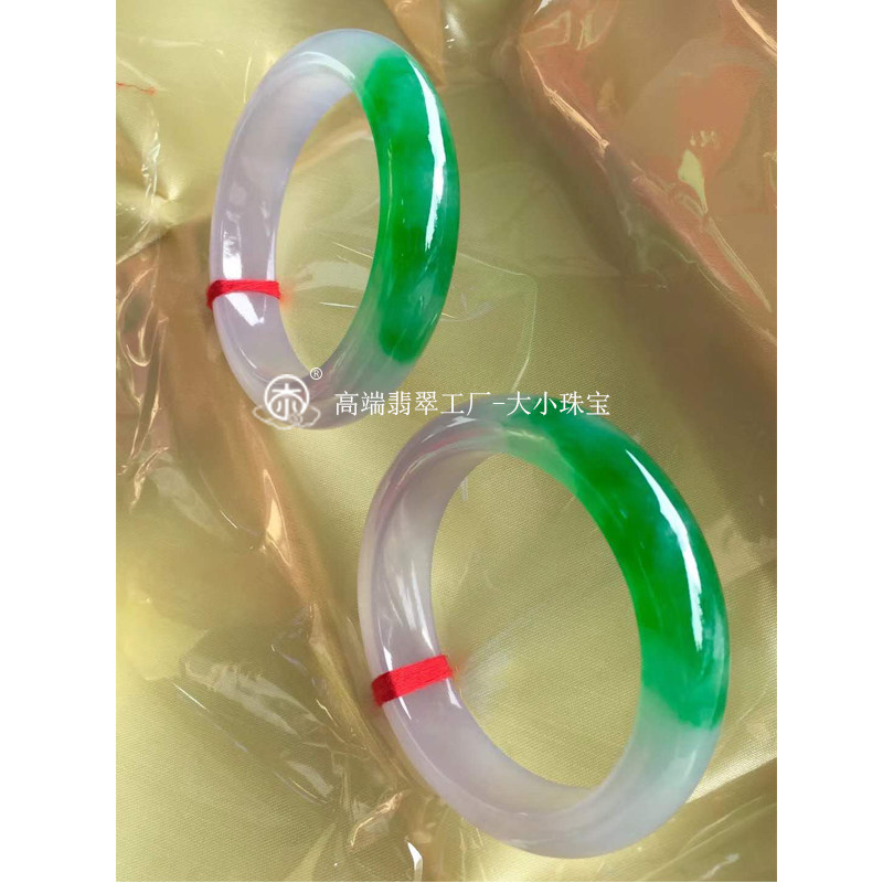 大小珠宝 缅甸高冰春带彩天然翡翠手镯圈口58mm拍卖级高端A货翡翠