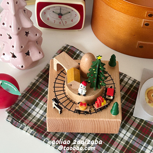 圣诞礼物八音盒木质圣诞树小火车旋转音乐盒送男女生节日装饰摆件