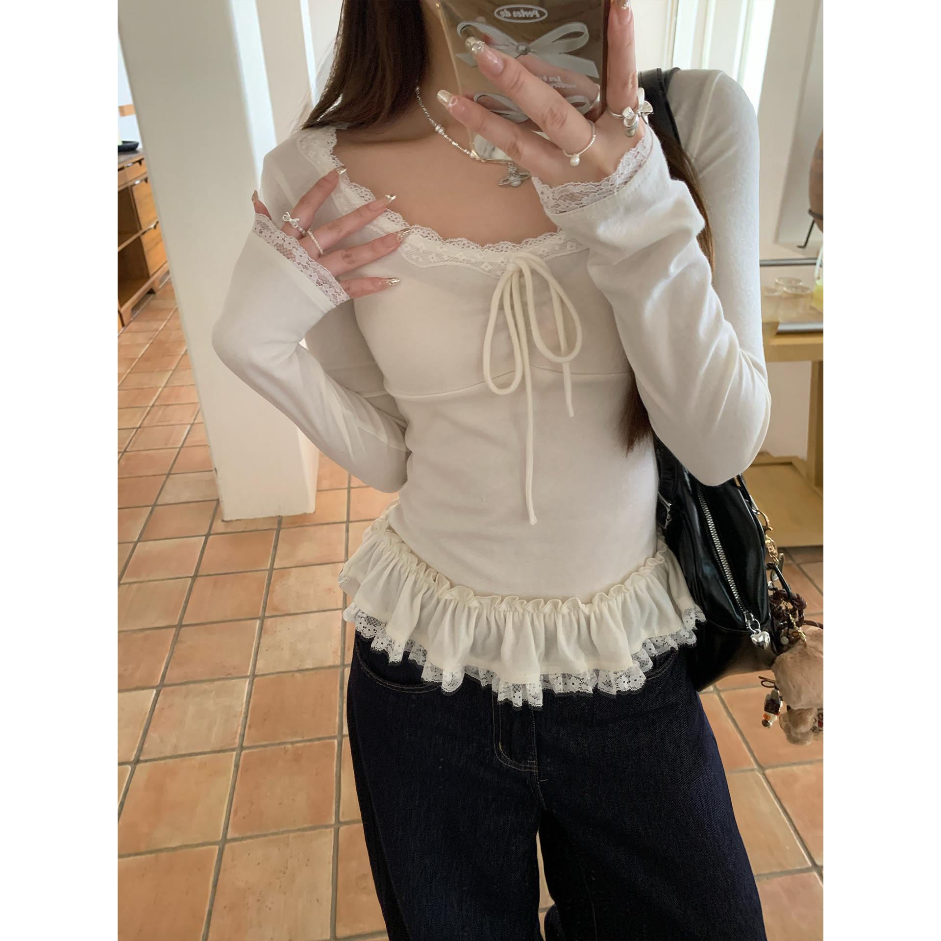 蕾丝花边长袖t恤女羊绒U领上衣