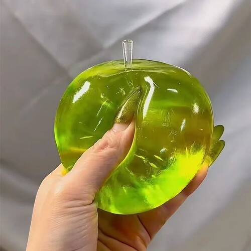 Green Apple Squeeze Toys Relieve Stress and Vent Anger Fidge