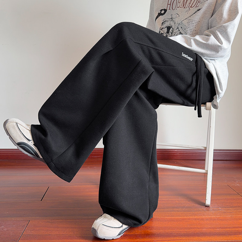 【NOLOGOPLUS男士刺绣休闲卫裤图片