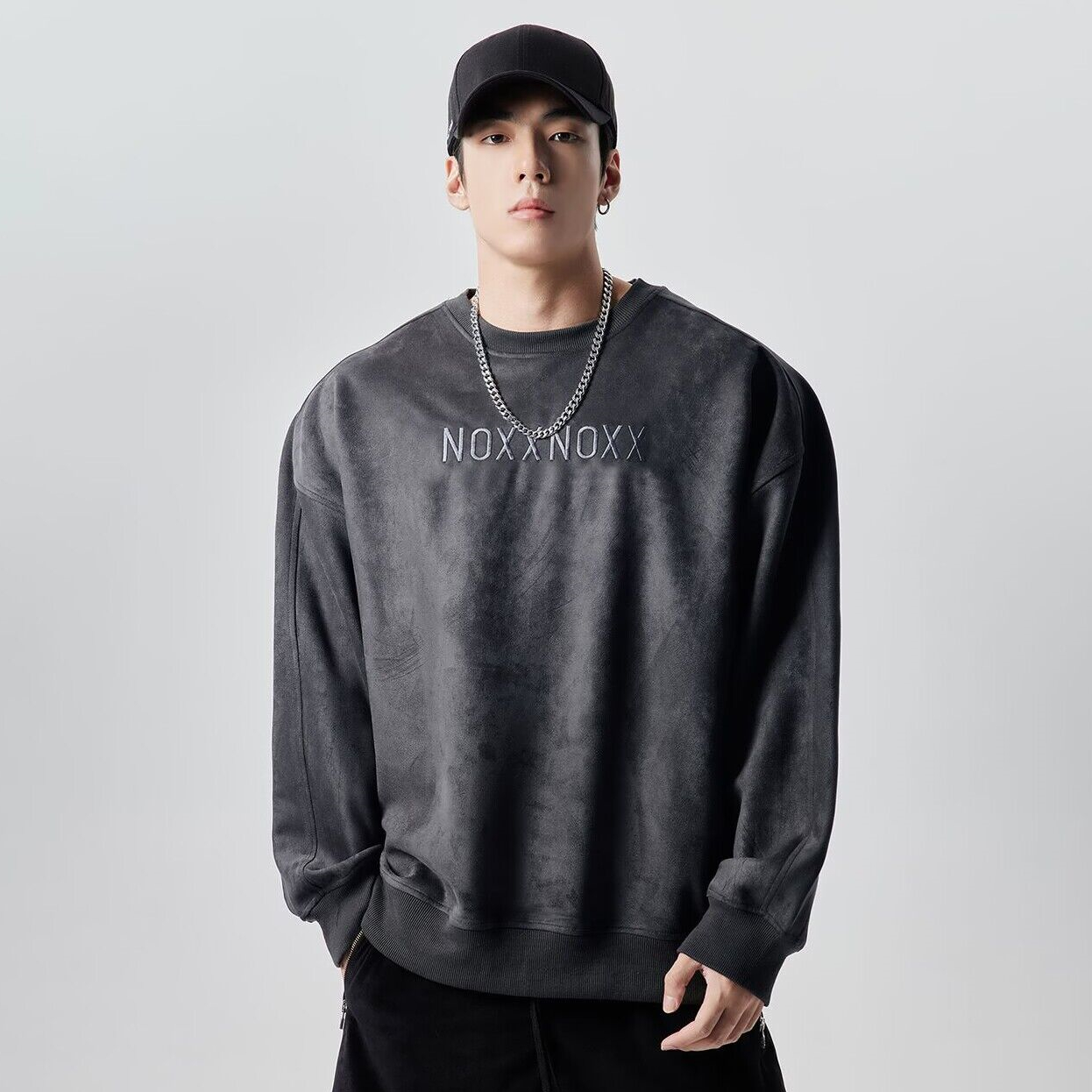 NOXXNOXX圆领刺绣卫衣2件减10元