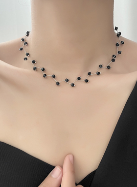 韩版简约百搭黑色水晶项链ins小众设计高级感choker锁骨链颈链女