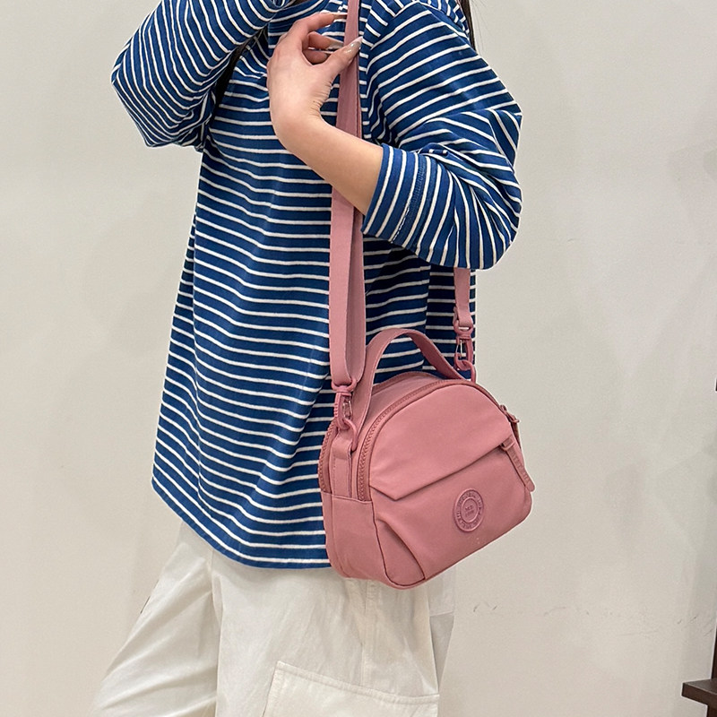 百搭新款小包女户外手拎包2026新款质感单肩女包牛津布防水斜挎包,箱包皮具/热销女包/男包,小方包,淘宝优惠券,粉丝福利购,淘宝优惠卷