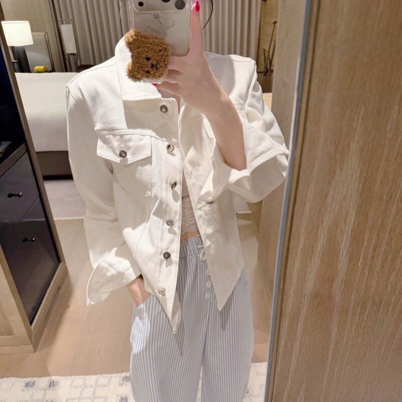 白色短款牛仔外套女经典翻领双口袋修身小个子基础款休闲夹克图片
