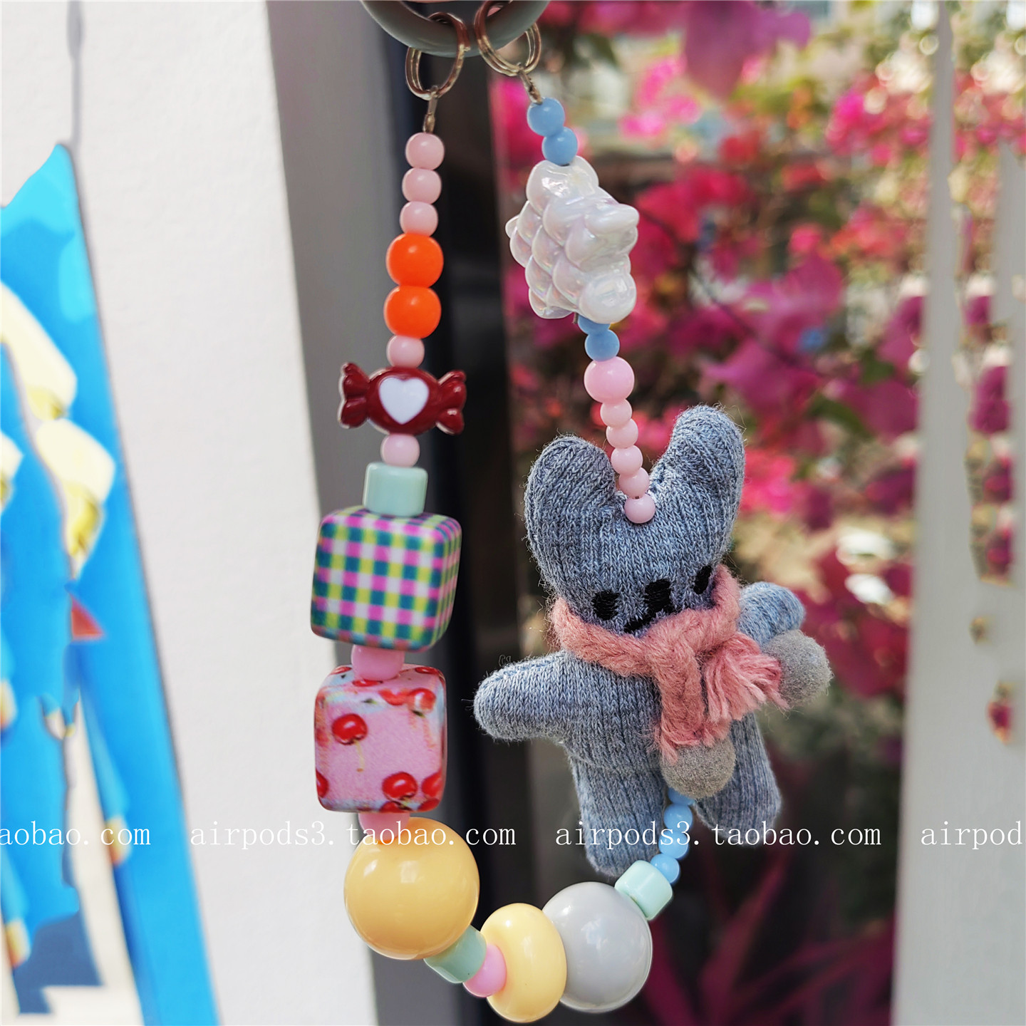 ins风秋冬围脖兔子串珠手机链包包ccd相机挂件手机壳挂绳装饰可爱