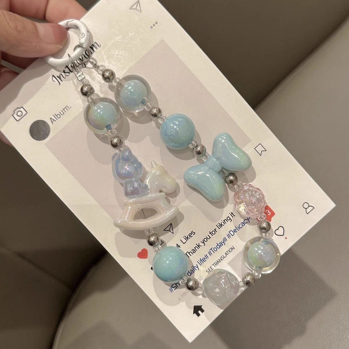 星辰游乐园蝴蝶结木马手机链条卡通串珠ccd挂绳可爱相机挂饰防丢