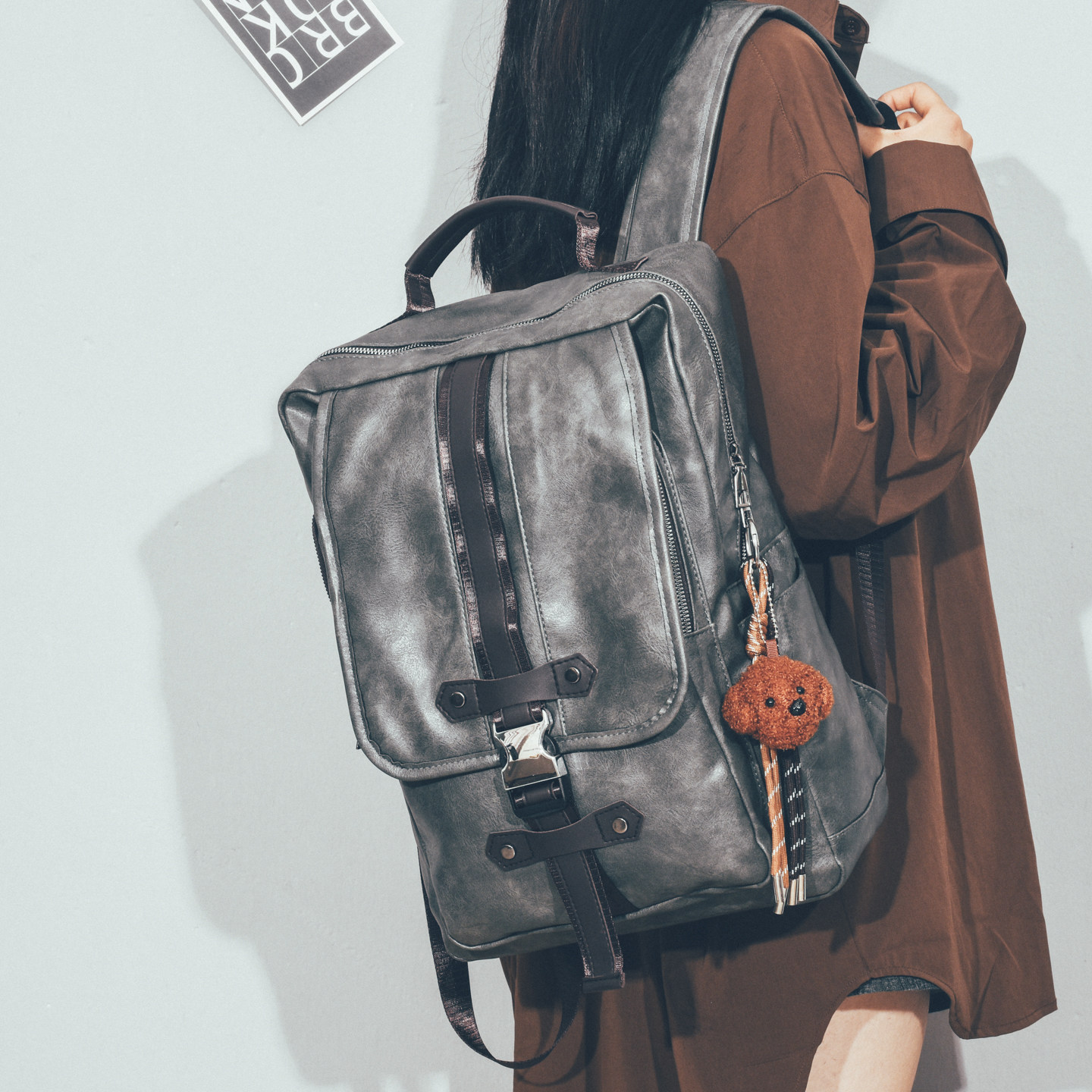 大容量双肩包女2025新款软皮复古书包商务电脑书包男通勤旅游背包,箱包皮具/热销女包/男包,双肩背包,淘宝优惠券,粉丝福利购,淘宝优惠卷