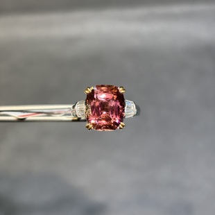 18k金天然摩根粉红色碧玺戒指鹰爪大方形女戒配钻石落日粉玻璃体