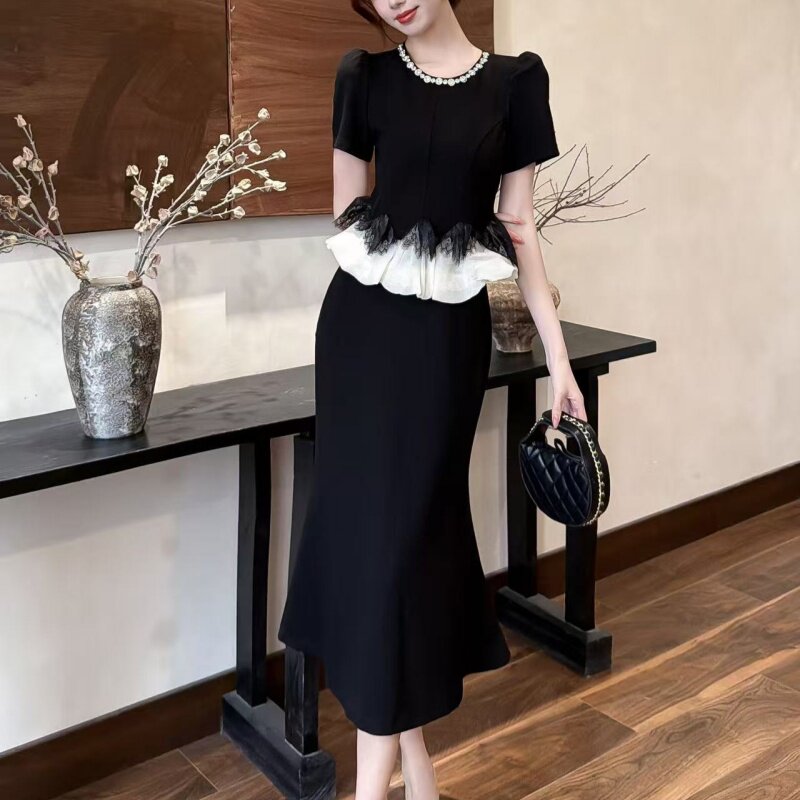 高冷御姐风钉钻短袖连衣裙女2026早秋季拼接修身气质假两件长裙潮