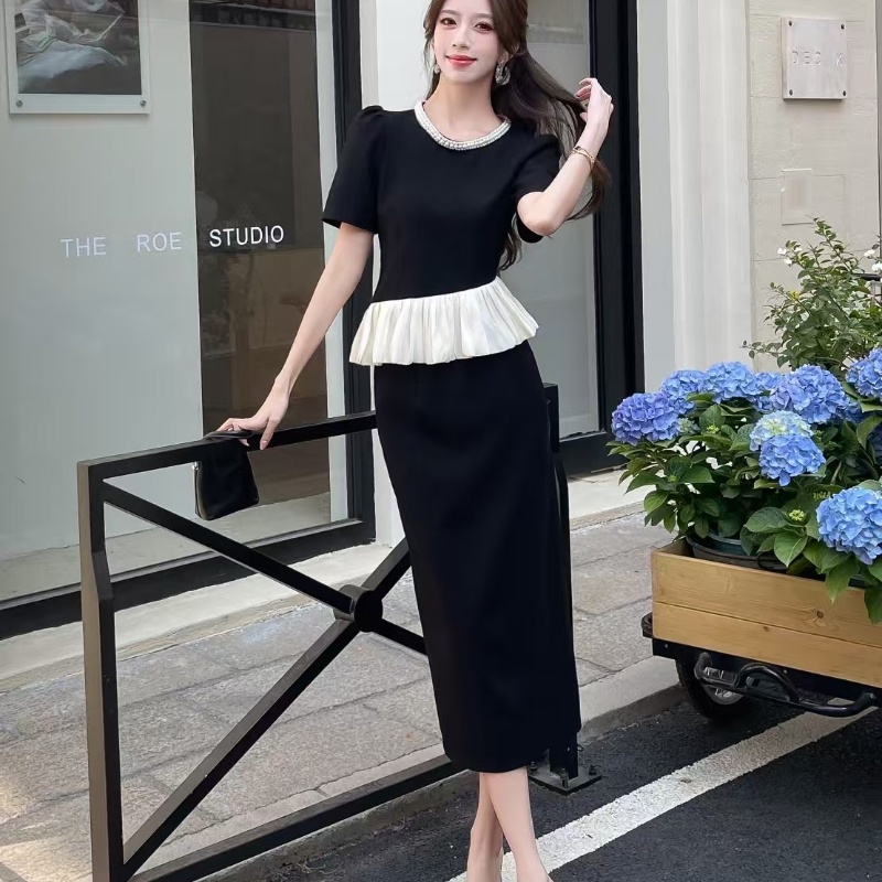 时尚重工钉珠拼接荷叶边套装裙女2025夏季圆领轻奢名媛收腰连衣裙