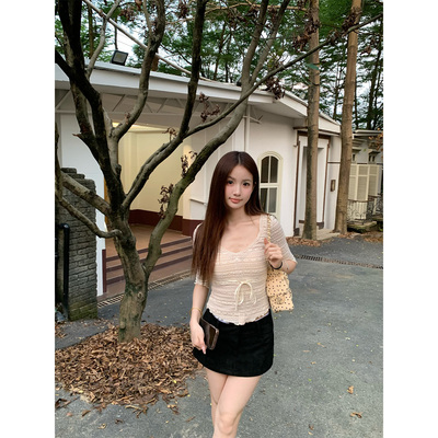 OTee纯欲风蕾丝拼接V领中袖t恤女